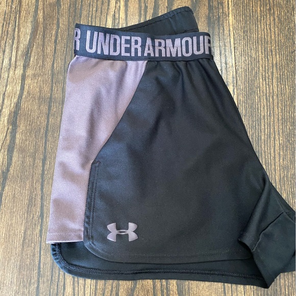 Under Armour Heatgear Shorts - Picture 3 of 12